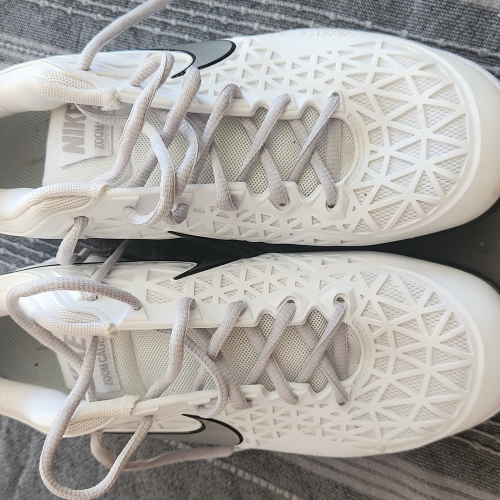 Womans Nike Pickleball shoes